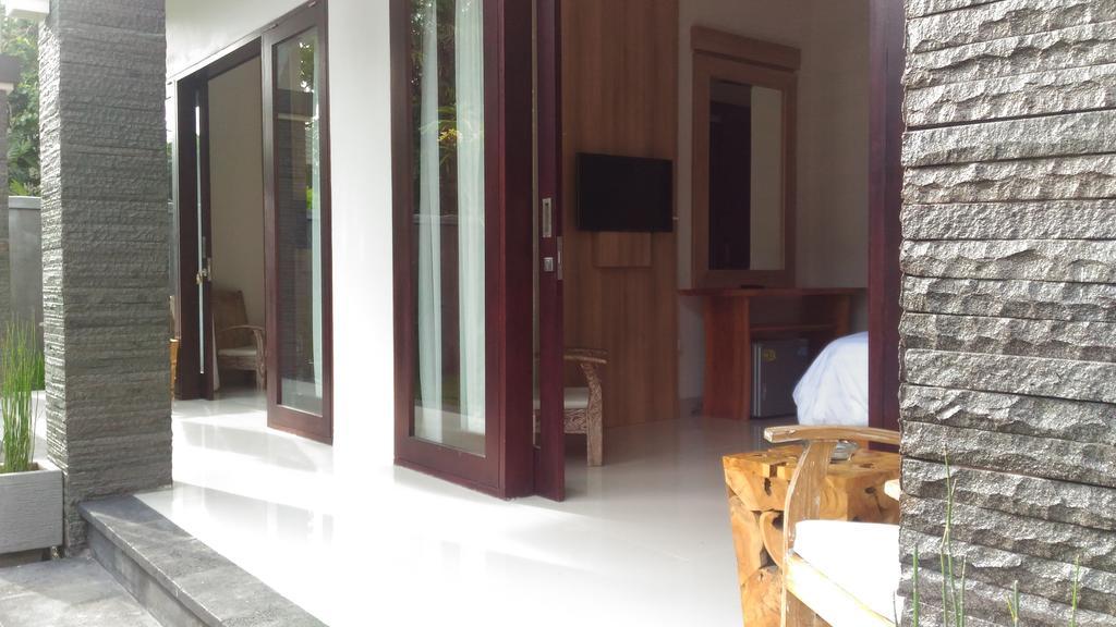 Guest House Reisya Nusa Dua  Zewnętrze zdjęcie