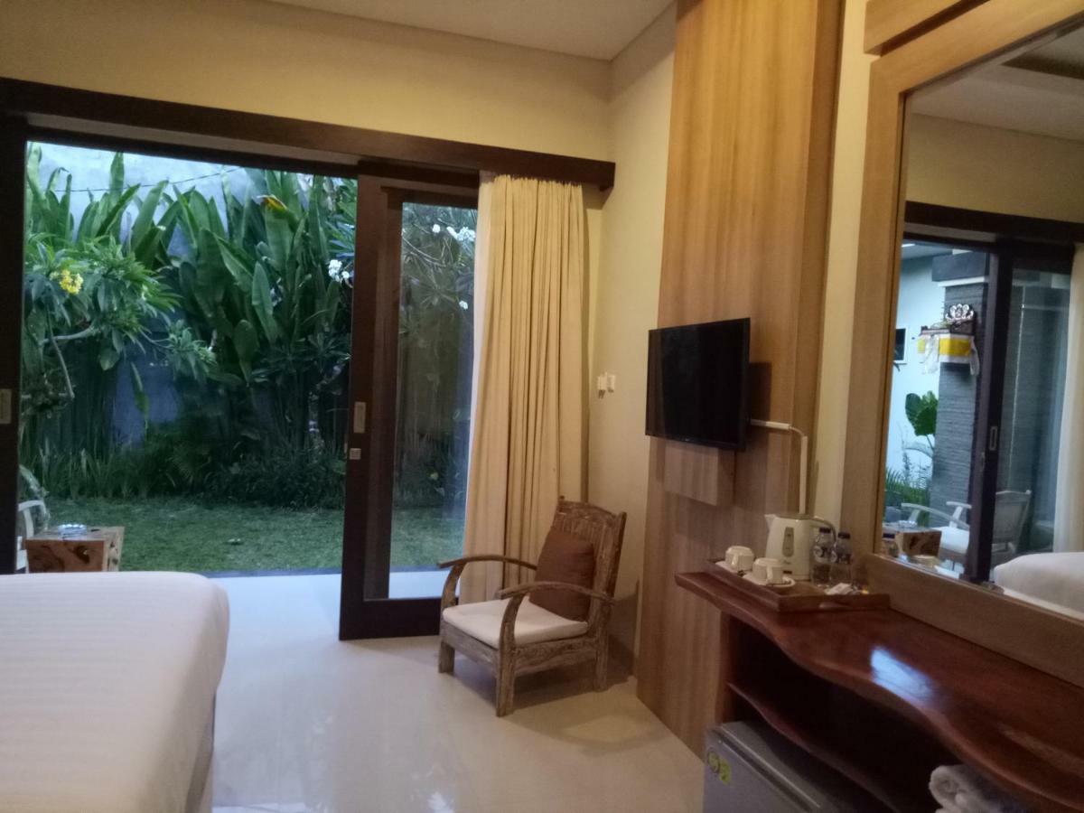 Guest House Reisya Nusa Dua  Zewnętrze zdjęcie