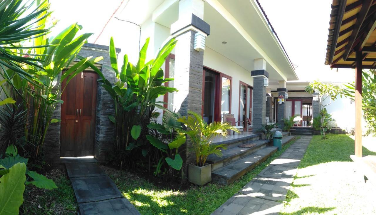 Guest House Reisya Nusa Dua  Zewnętrze zdjęcie
